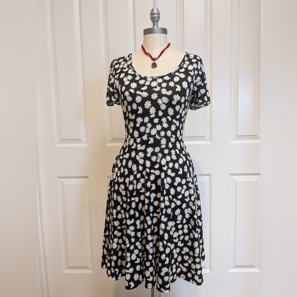 Acevog Women's Black Comfortable Pockets Summer Floral Dress S - Picture 2 of 6